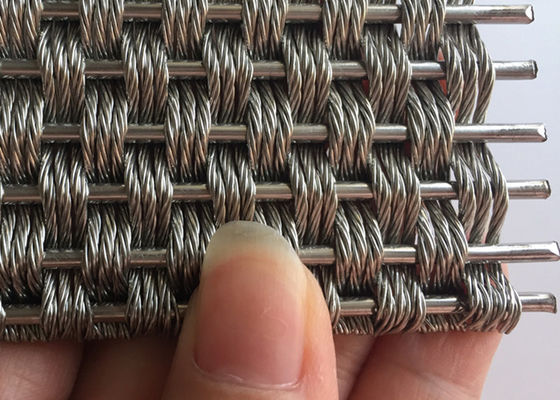 Couvertures de colonne en acier 5.5mm architecturales décoratives de Mesh Flexible Metal Woven For