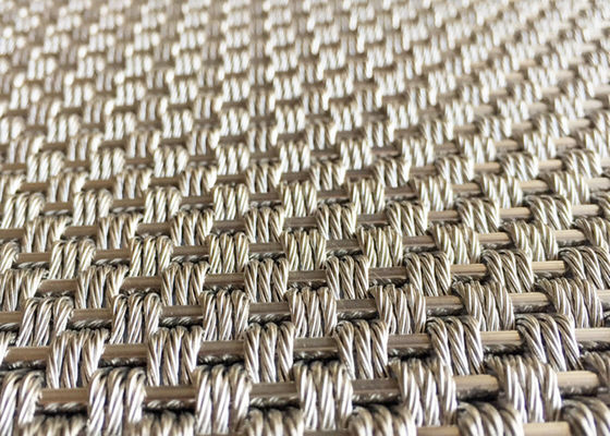 Couvertures de colonne en acier 5.5mm architecturales décoratives de Mesh Flexible Metal Woven For