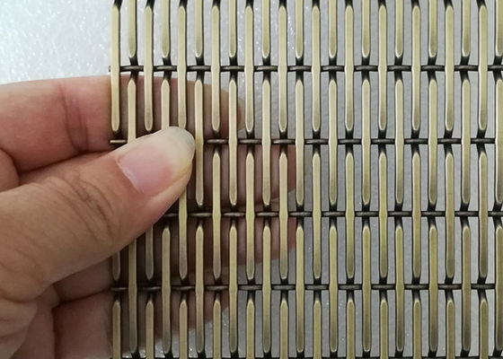 le métal architectural de plafonds de 3mm engrènent 45,7% terrains découverts