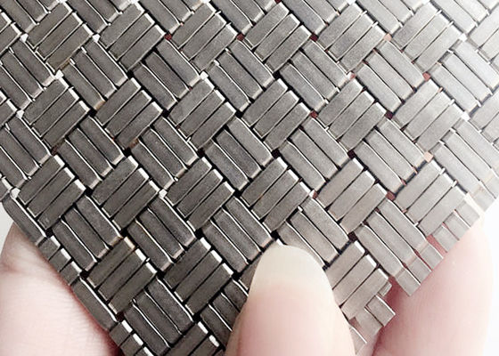 304SS 1.8mm Mesh Panels For Elevator Cab en acier tissé décoratif