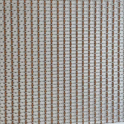 Largeur 0,5-2m Maillage de fil d'intérieur avec couleur PVC pour cloisons