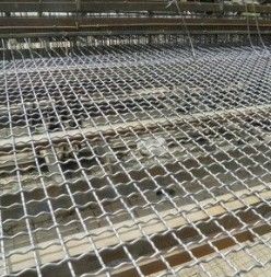 30m OEM Galvanisée Crimped Filtre Maillage dans le dépistage et le filtrage