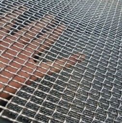 OEM PVC recouvert de verrouillage de treillis métallique pour les produits à haute performance