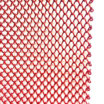 Draperies de bobines métalliques personnalisées 1,1 kg/m2 Poids et taille de trou personnalisée pour les performances