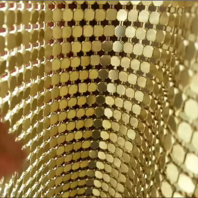 Tissu à chaîne en alliage d'aluminium scintillante métallique pour rideaux Tissu en maille métallique