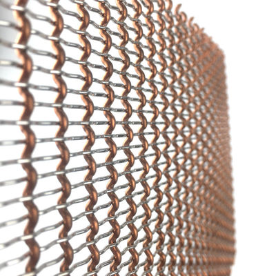 Panneaux de grille à trous carrés décoratifs en argent poli pour projets résidentiels écologiques
