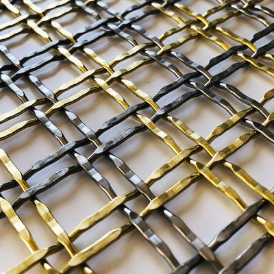 Maillage métallique en acier inoxydable sophistiqué Maillage métallique d'épaisseur de 3,3 mm pour les portes de cabinet