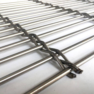 Rideau de treillis métallique en acier inoxydable pour bâtiment Façade ombrage Ventilation Économie d'énergie