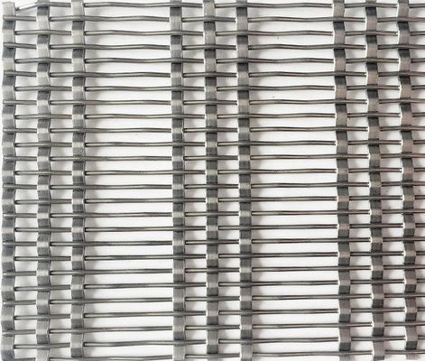 Panneaux de grille métallique en treillis en acier inoxydable architecturaux non inflammables pour les façades de stationnement en plein air et les murs ventilés