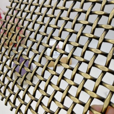 Maillage de fil de trame décoratif à hauteur de 10 mm avec un diamètre plat de 1,5 × 3,5 mm et un poids de 8,6 kg/m2