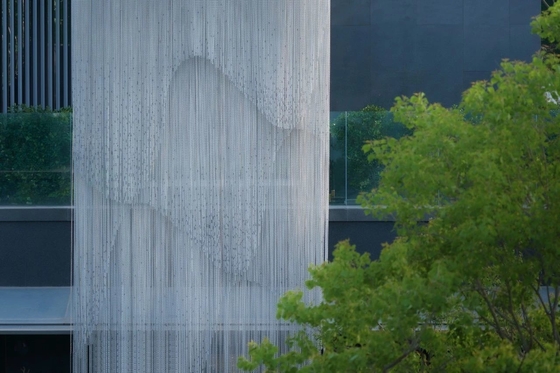 Moustiquaire à chaîne en aluminium : la solution ultime pour une maison confortable et sans insectes