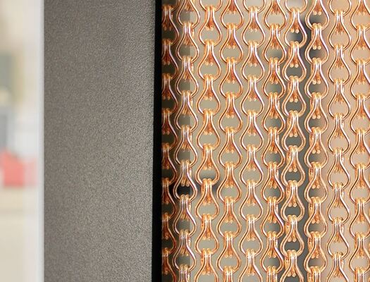 Moustiquaire à chaîne en aluminium avec 60% de surface ouverte et un diamètre de fil de 1,2 mm pour une protection réutilisable contre les insectes