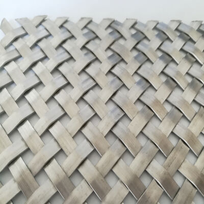 façades architecturales cloisons pare-soleil treillis métallique en acier galvanisé et applications décoratives intérieures
