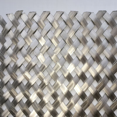 façades architecturales cloisons pare-soleil treillis métallique en acier galvanisé et applications décoratives intérieures