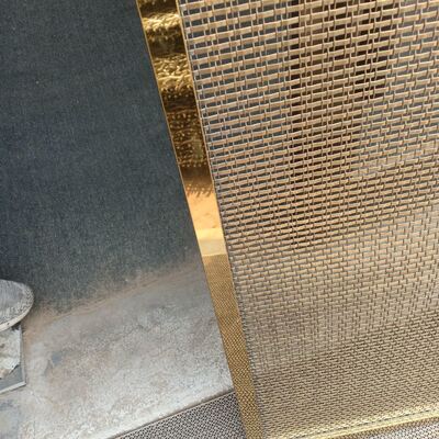 Résistance à la corrosion Tissu en acier architectural en treillis soudés conçu pour améliorer le support structurel et l'attrait esthétique
