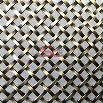 Maille métallique architecturale d'épaisseur adaptée aux besoins du client pour le revêtement de façade et les panneaux muraux décoratifs