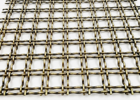Les séparations ont serti par replis le fil Mesh Antique Brass PVD Mesh Panels décoratif d'armure
