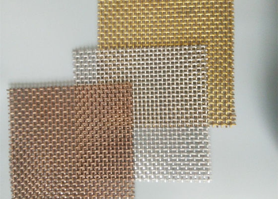 Le métal tissé lambrisse l'acier inoxydable Mesh For Cabinet Doors serti par replis de 3.2mm