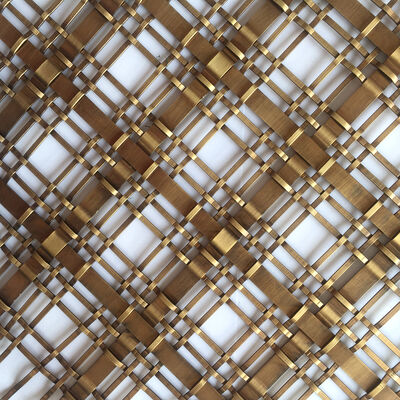 Grillage décoratif tissé à bandes mixtes de 3 mm et 10 mm, 7,8 kg/m² par panneau
